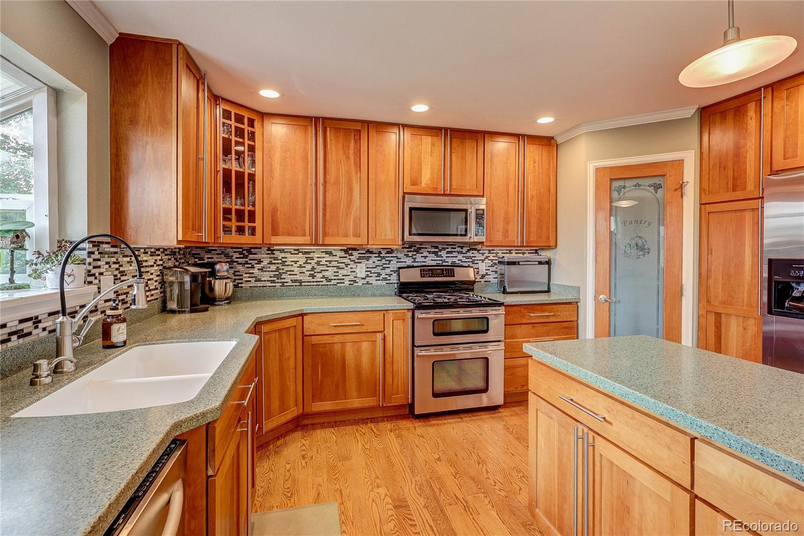 MLS Image #7 for 5394 s cimarron road,littleton, Colorado