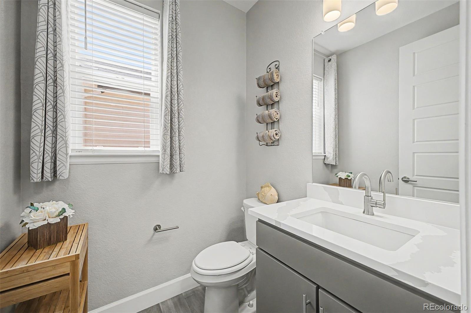 MLS Image #17 for 9805  ceylon court,commerce city, Colorado
