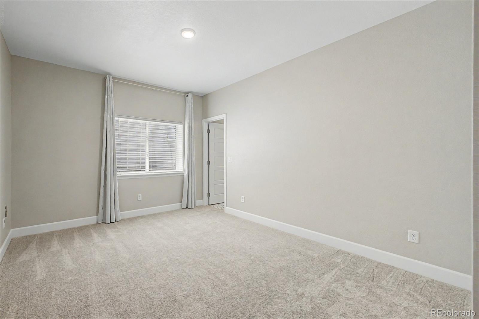 MLS Image #25 for 9805  ceylon court,commerce city, Colorado