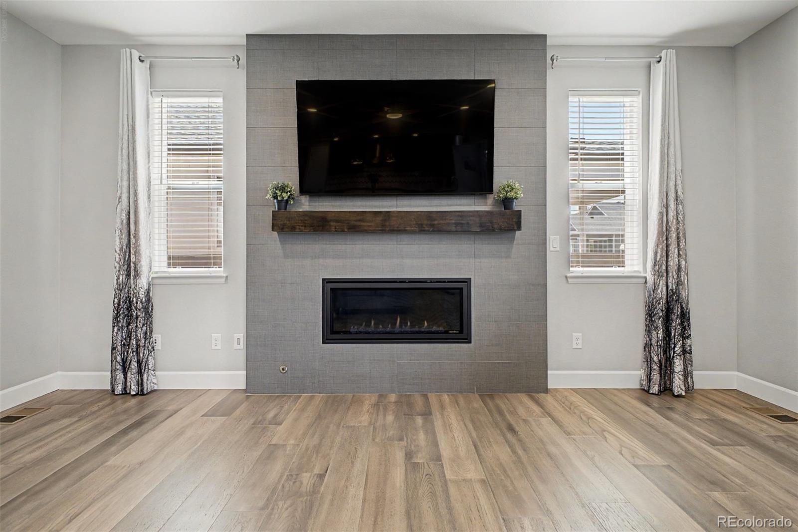 MLS Image #8 for 9805  ceylon court,commerce city, Colorado