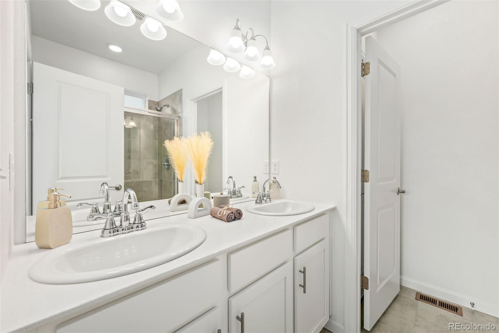 MLS Image #18 for 413  overbrook lane,longmont, Colorado