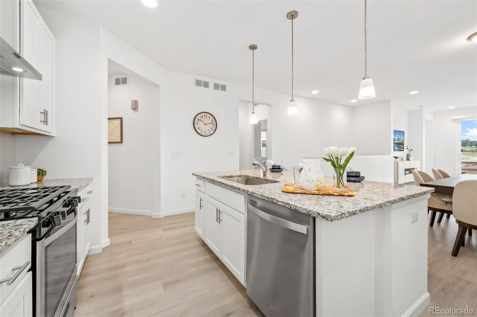 MLS Image #7 for 413  overbrook lane,longmont, Colorado