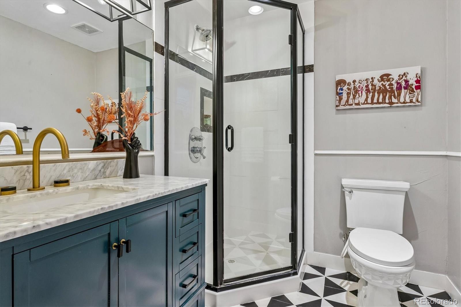 MLS Image #10 for 2422  stout street,denver, Colorado