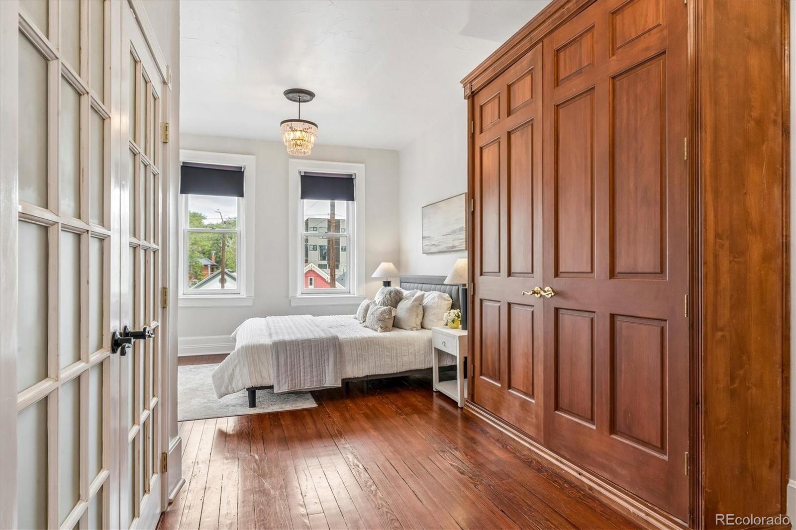 MLS Image #12 for 2422  stout street,denver, Colorado
