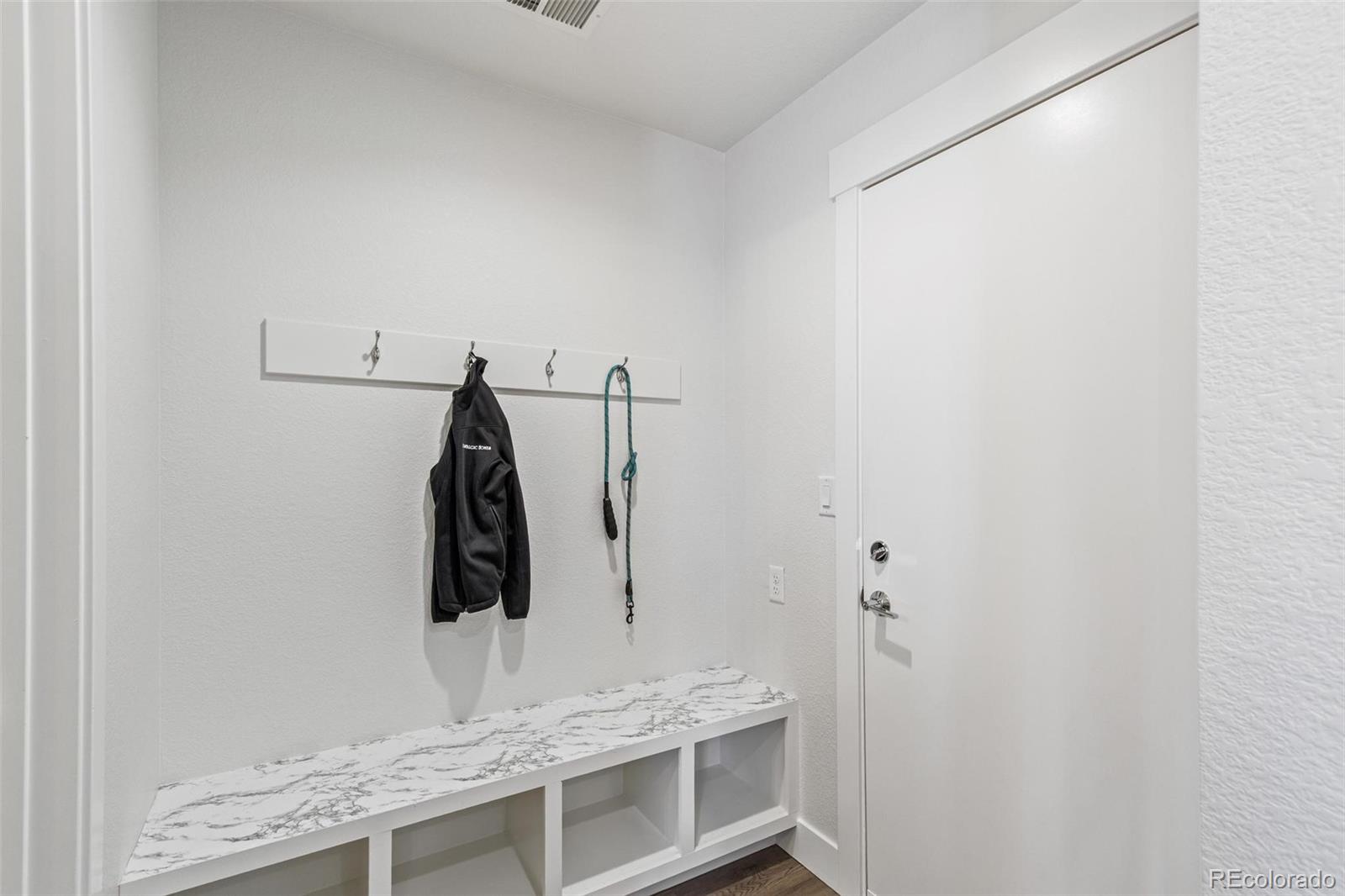 MLS Image #10 for 6305  king court,denver, Colorado