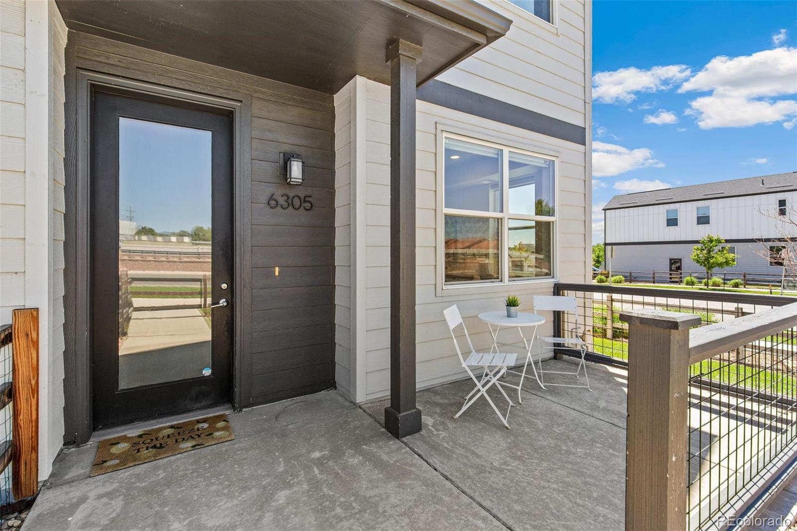 MLS Image #2 for 6305  king court,denver, Colorado