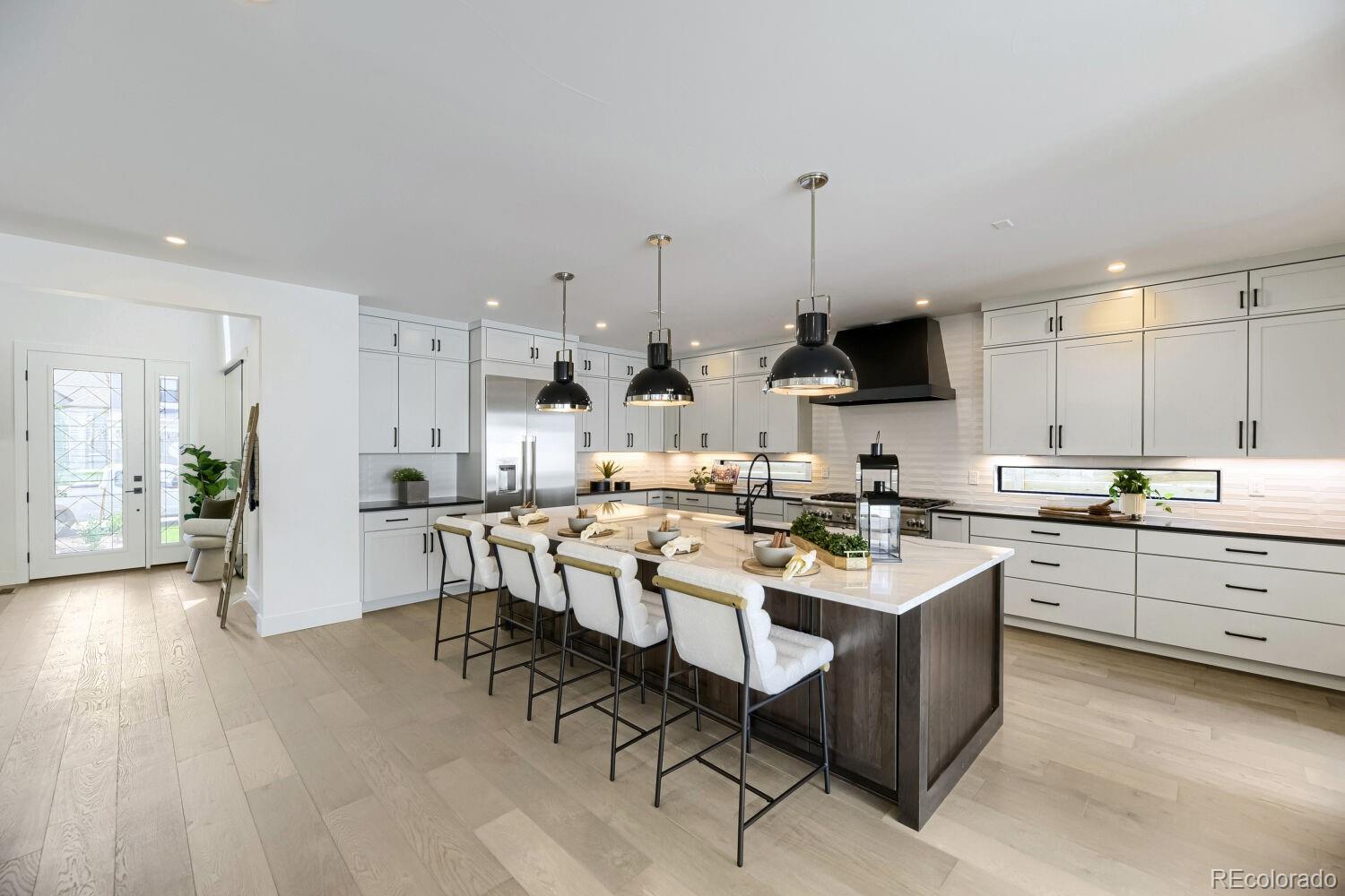 MLS Image #11 for 2778 n utica street,denver, Colorado