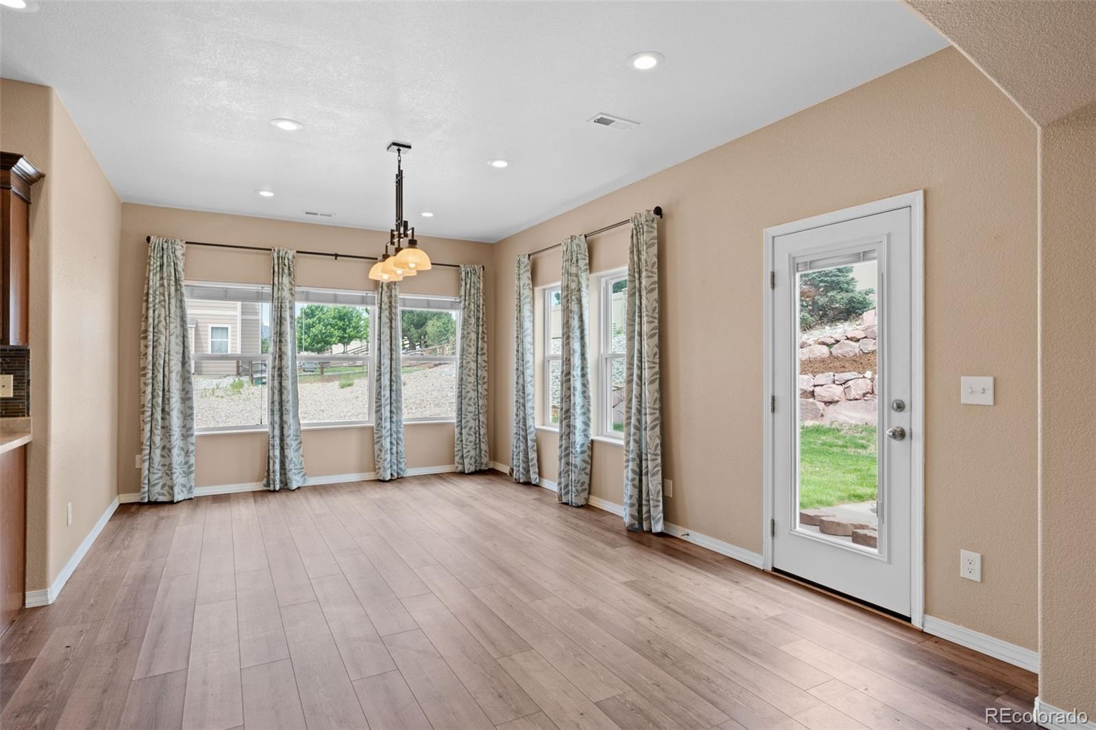 MLS Image #11 for 1295  diamond rim drive,colorado springs, Colorado