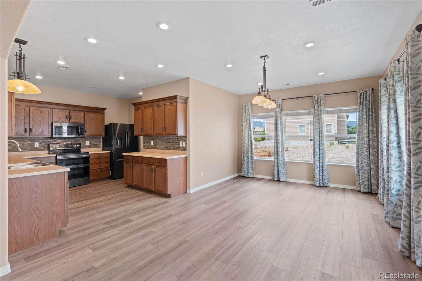 MLS Image #8 for 1295  diamond rim drive,colorado springs, Colorado