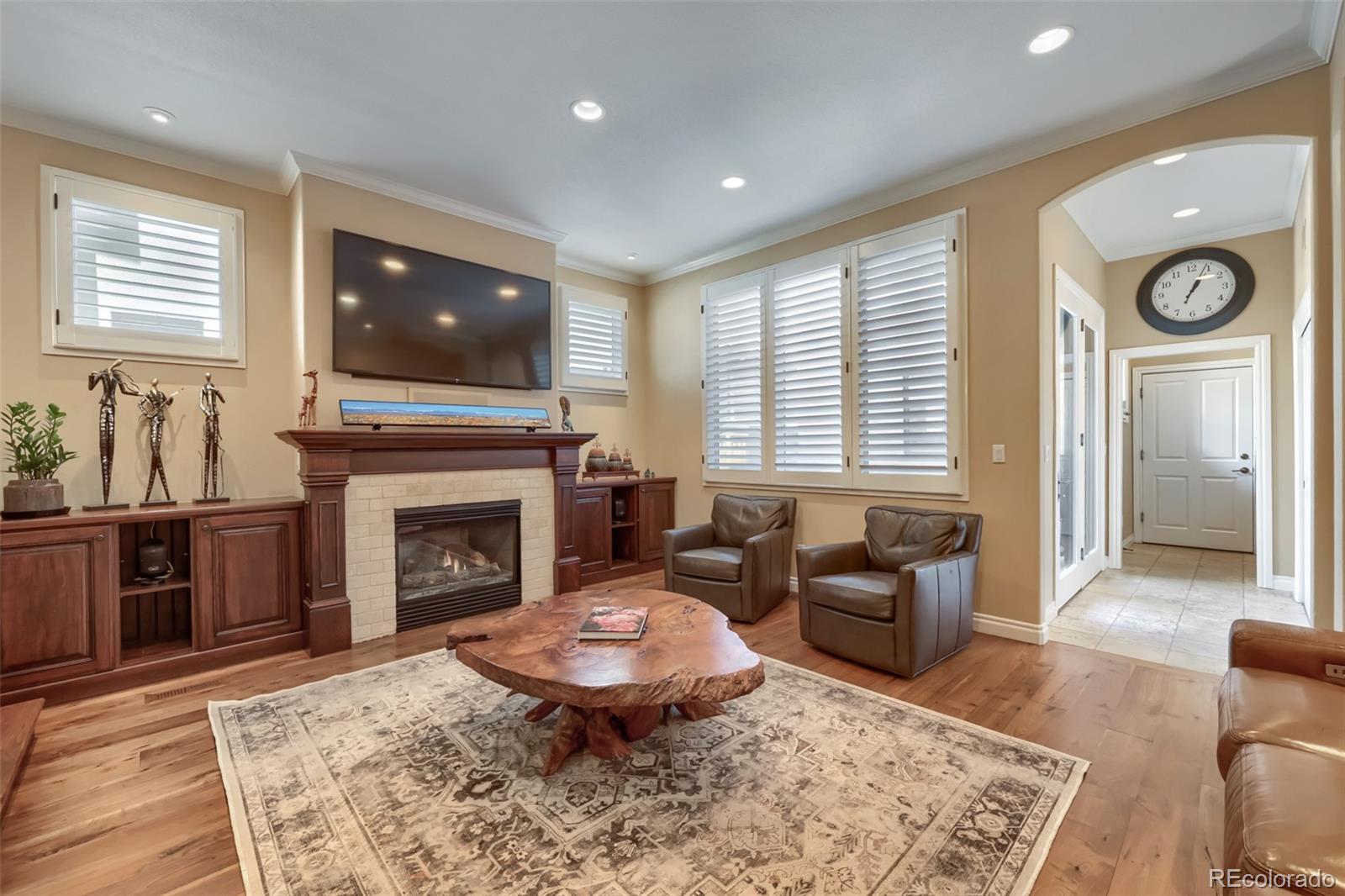 MLS Image #11 for 10 s madison street,denver, Colorado