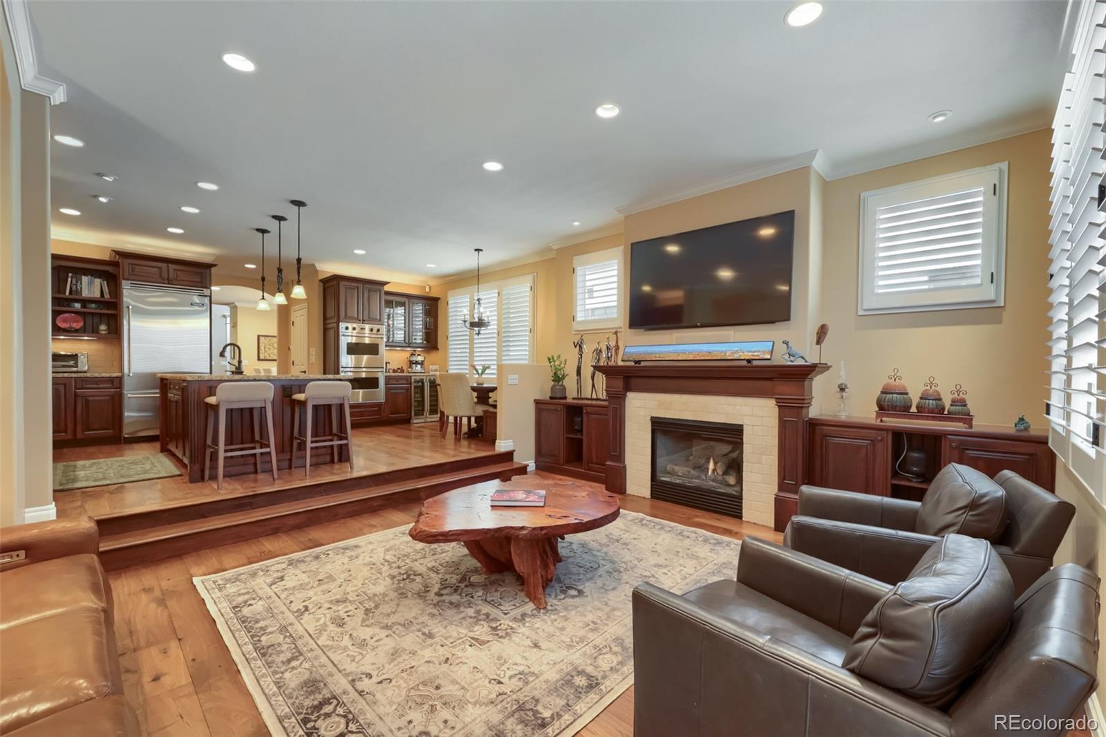 MLS Image #13 for 10 s madison street,denver, Colorado