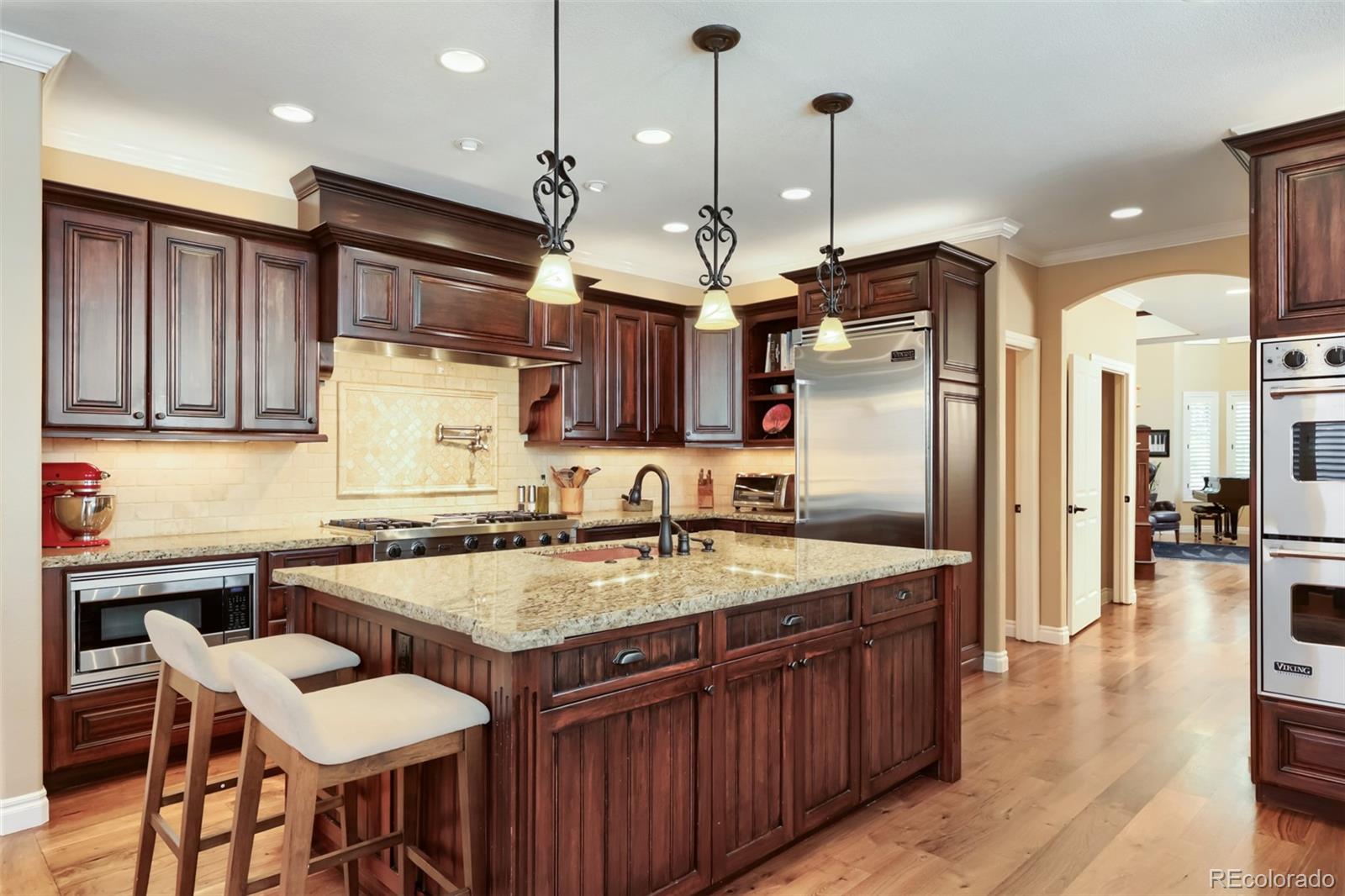MLS Image #5 for 10 s madison street,denver, Colorado