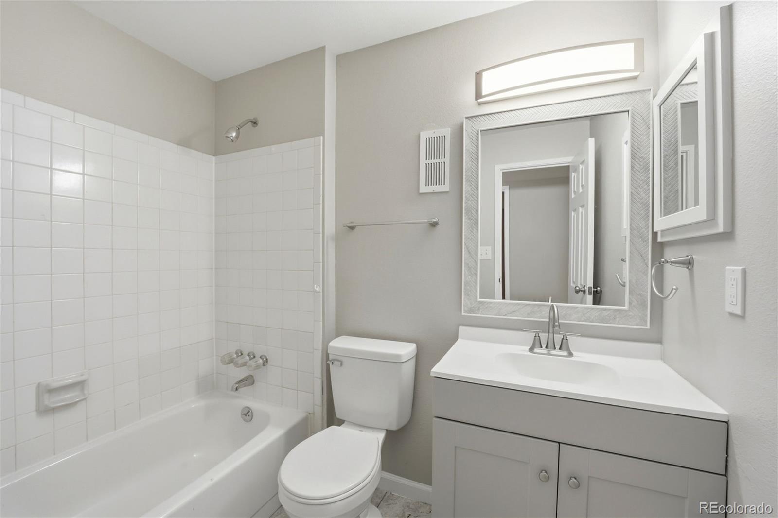 MLS Image #13 for 13363 e asbury drive,aurora, Colorado