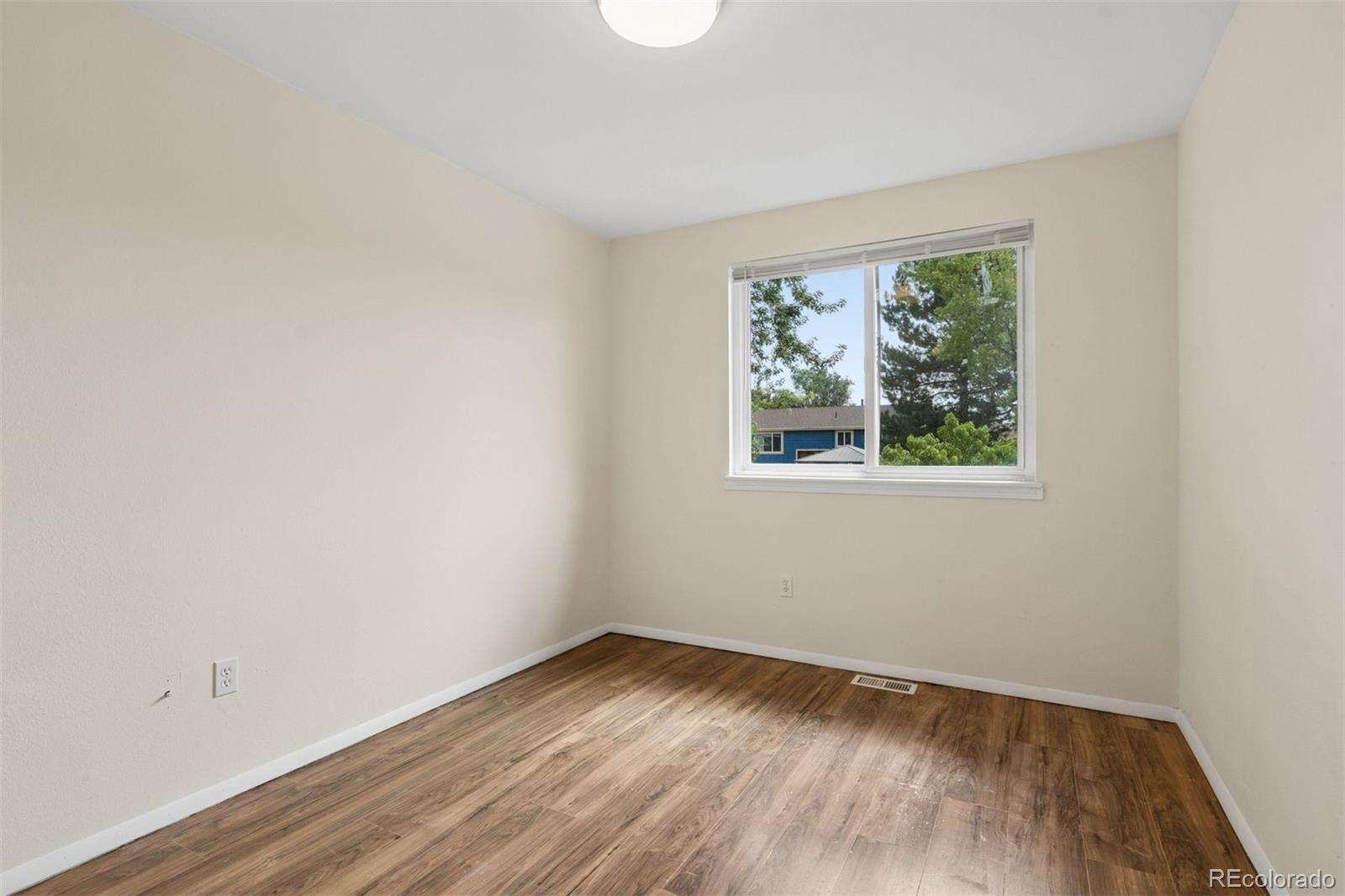 MLS Image #17 for 1431 s king court,denver, Colorado