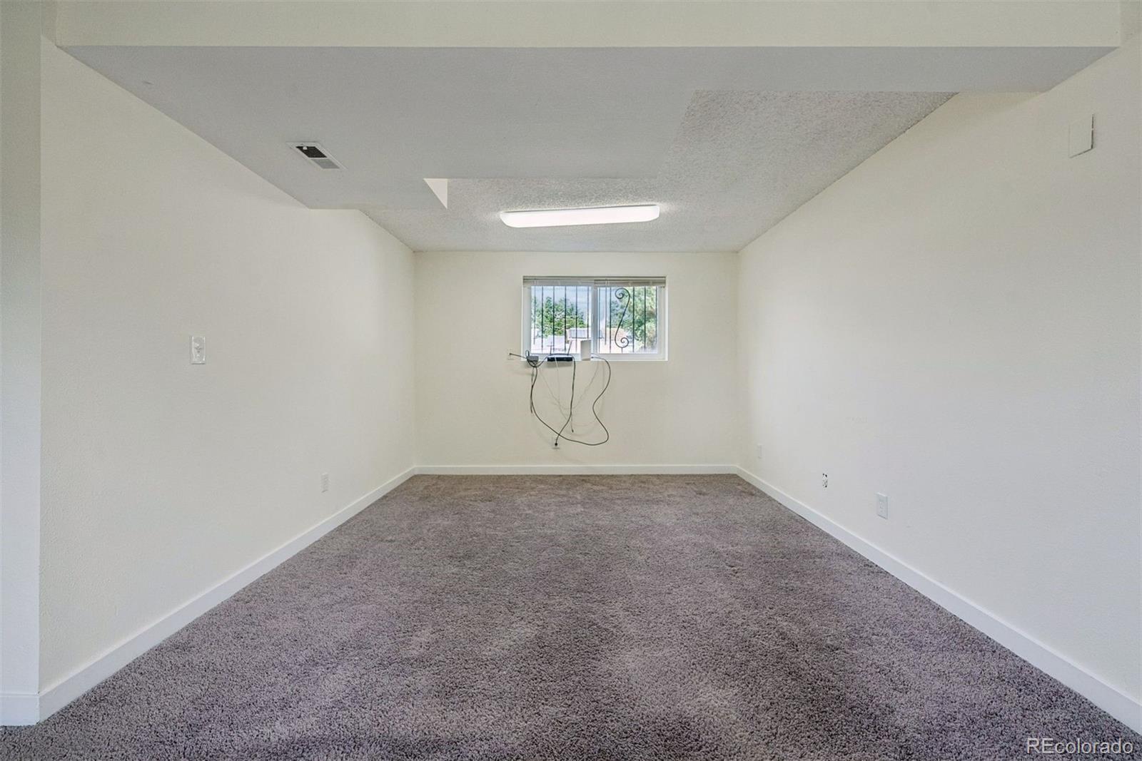 MLS Image #23 for 1431 s king court,denver, Colorado