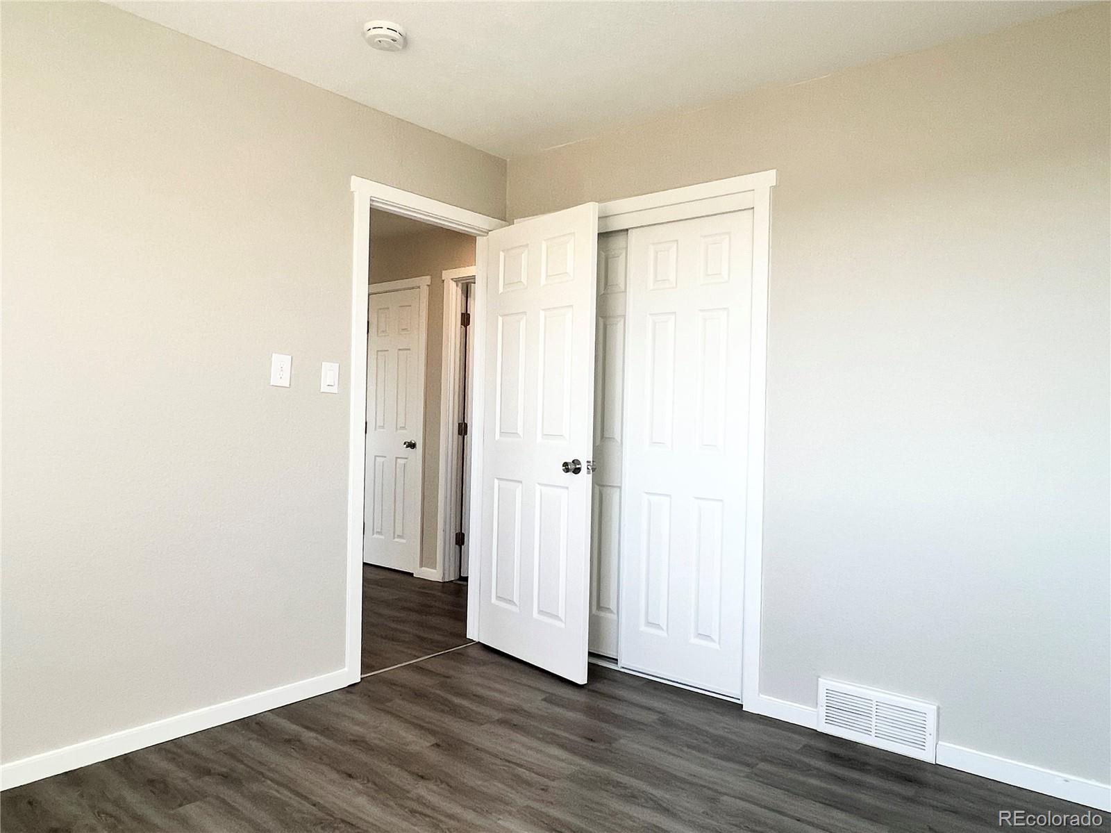 MLS Image #10 for 907 w madison street,colorado springs, Colorado