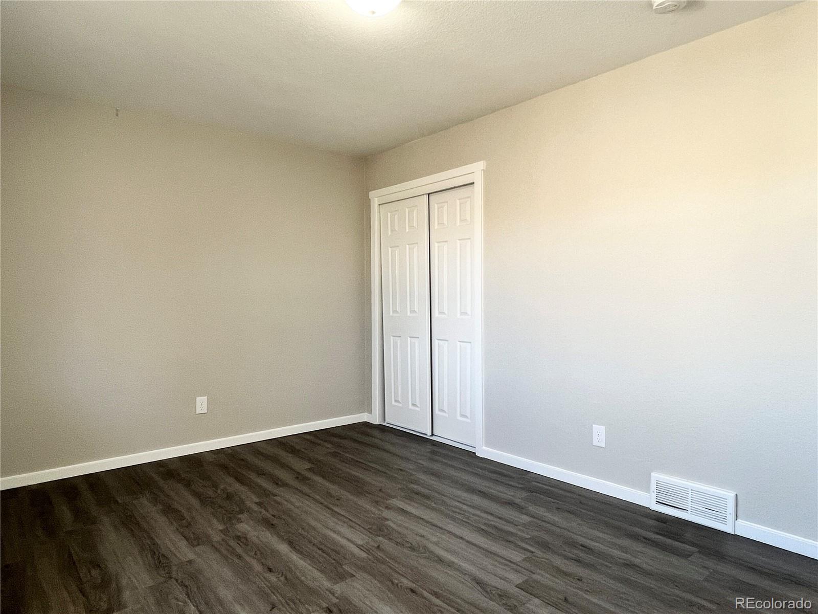 MLS Image #11 for 907 w madison street,colorado springs, Colorado