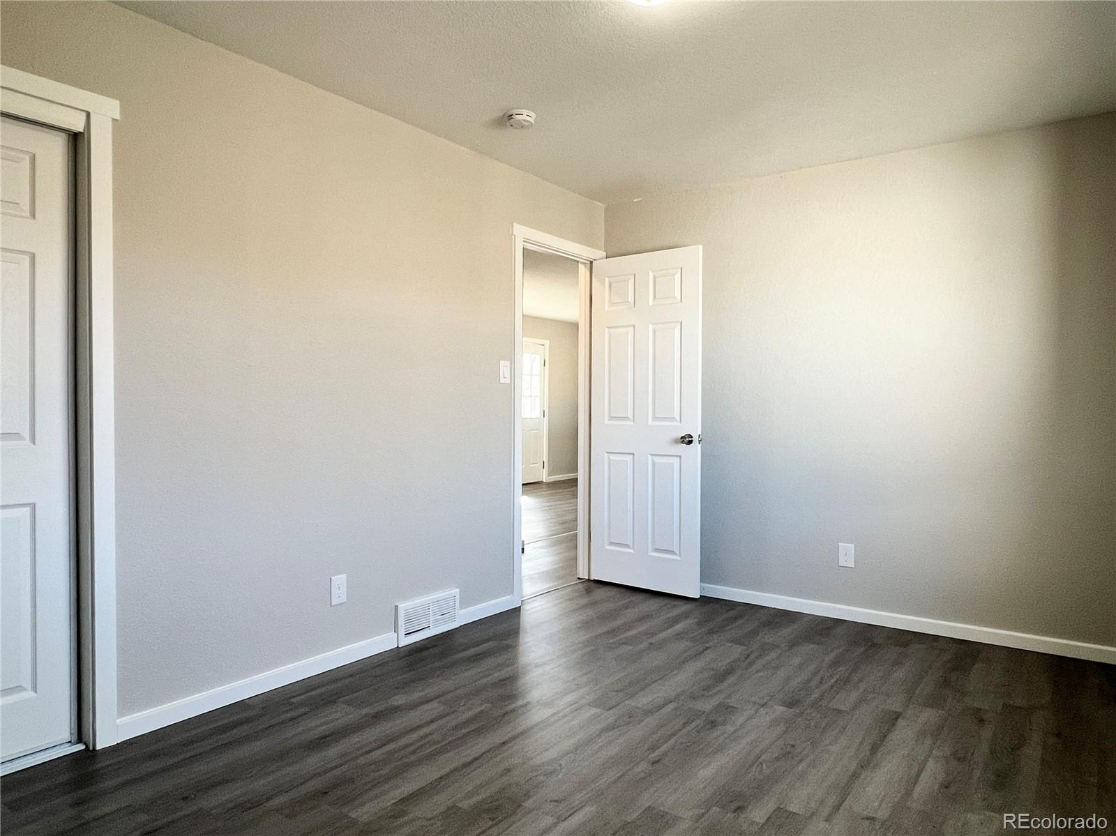MLS Image #12 for 907 w madison street,colorado springs, Colorado