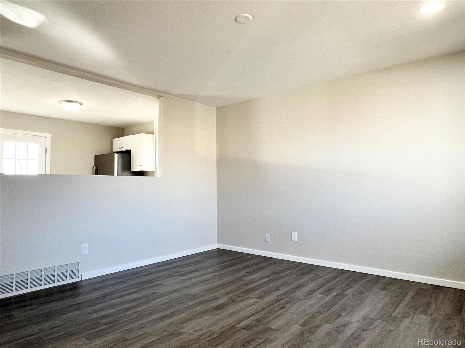 MLS Image #4 for 907 w madison street,colorado springs, Colorado