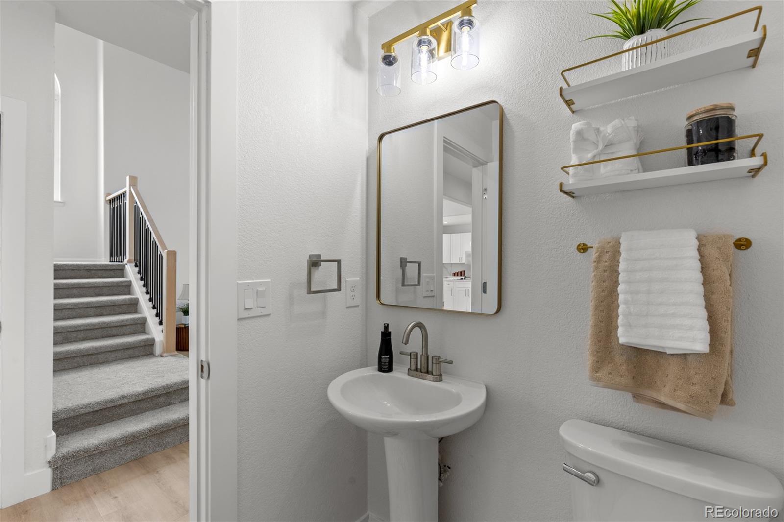 MLS Image #4 for 32245 e 166th court,hudson, Colorado