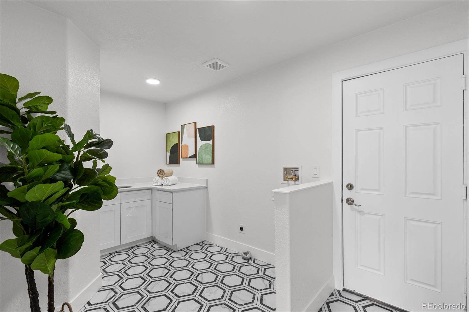 MLS Image #9 for 32245 e 166th court,hudson, Colorado