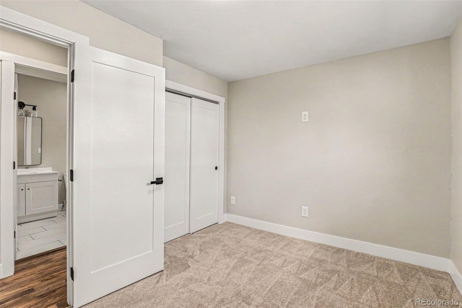 MLS Image #11 for 4428  elizabeth street,denver, Colorado