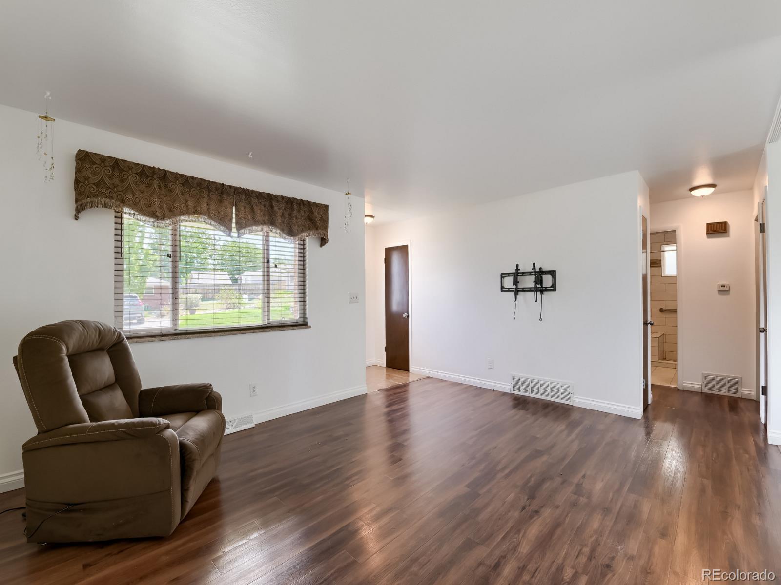 MLS Image #19 for 5321  king court,denver, Colorado