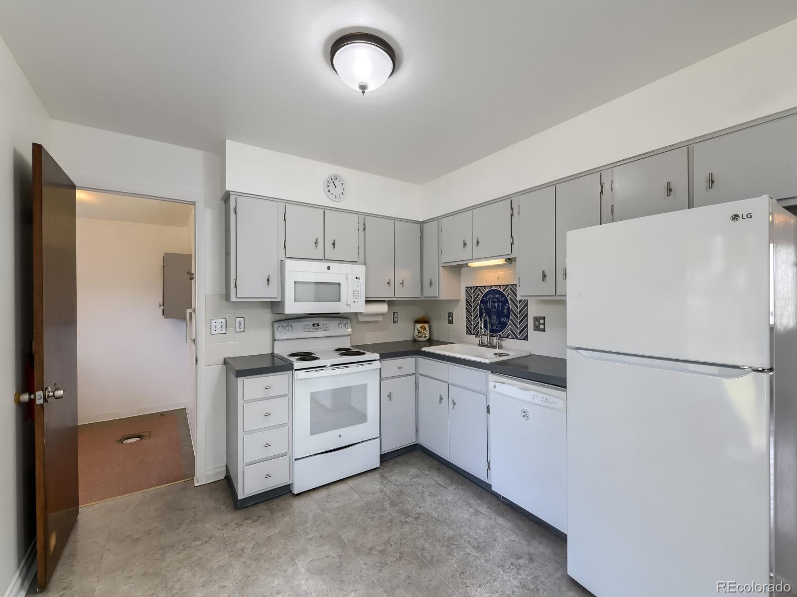 MLS Image #21 for 5321  king court,denver, Colorado