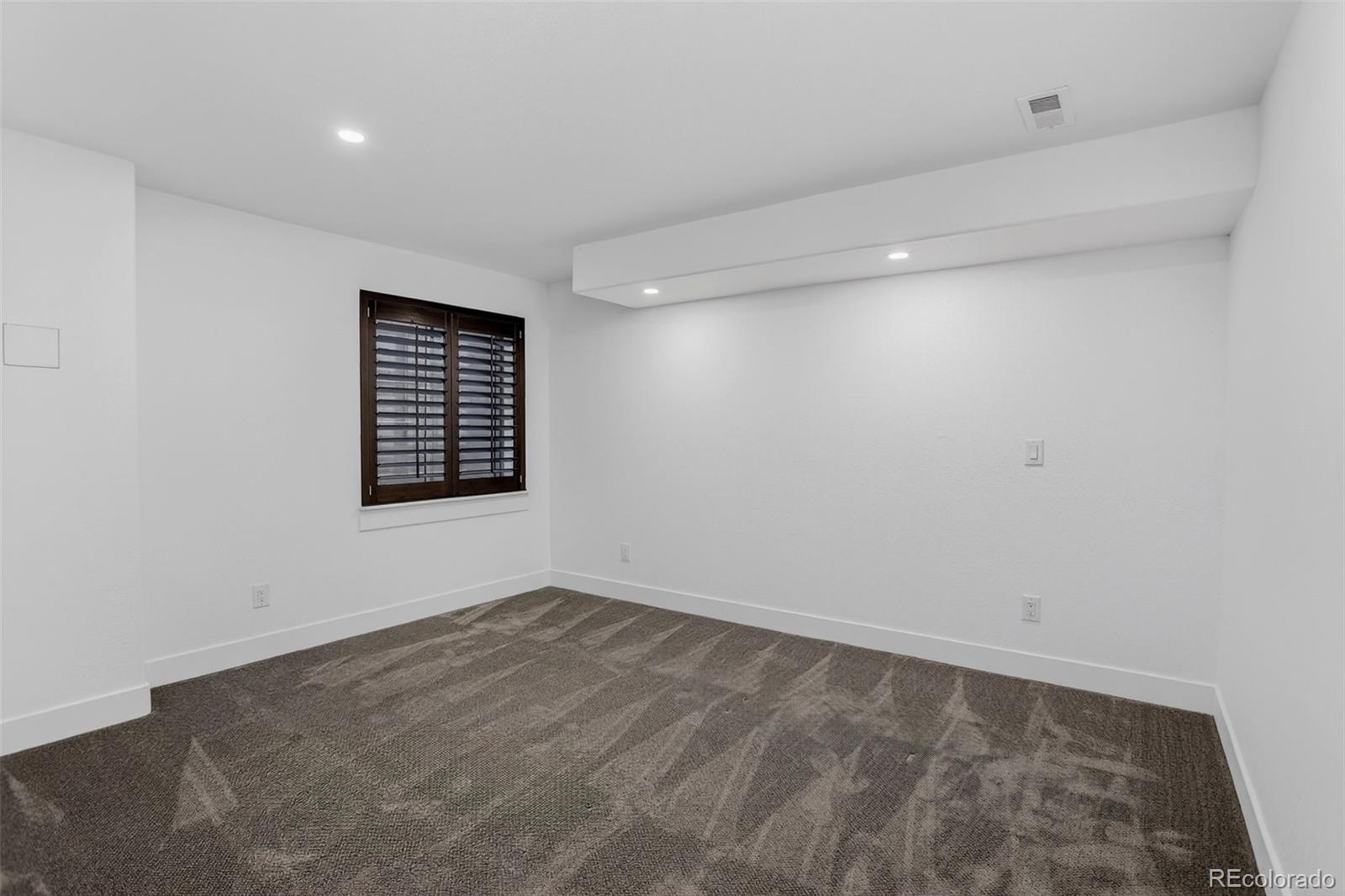 MLS Image #39 for 8031 e bayaud avenue,denver, Colorado