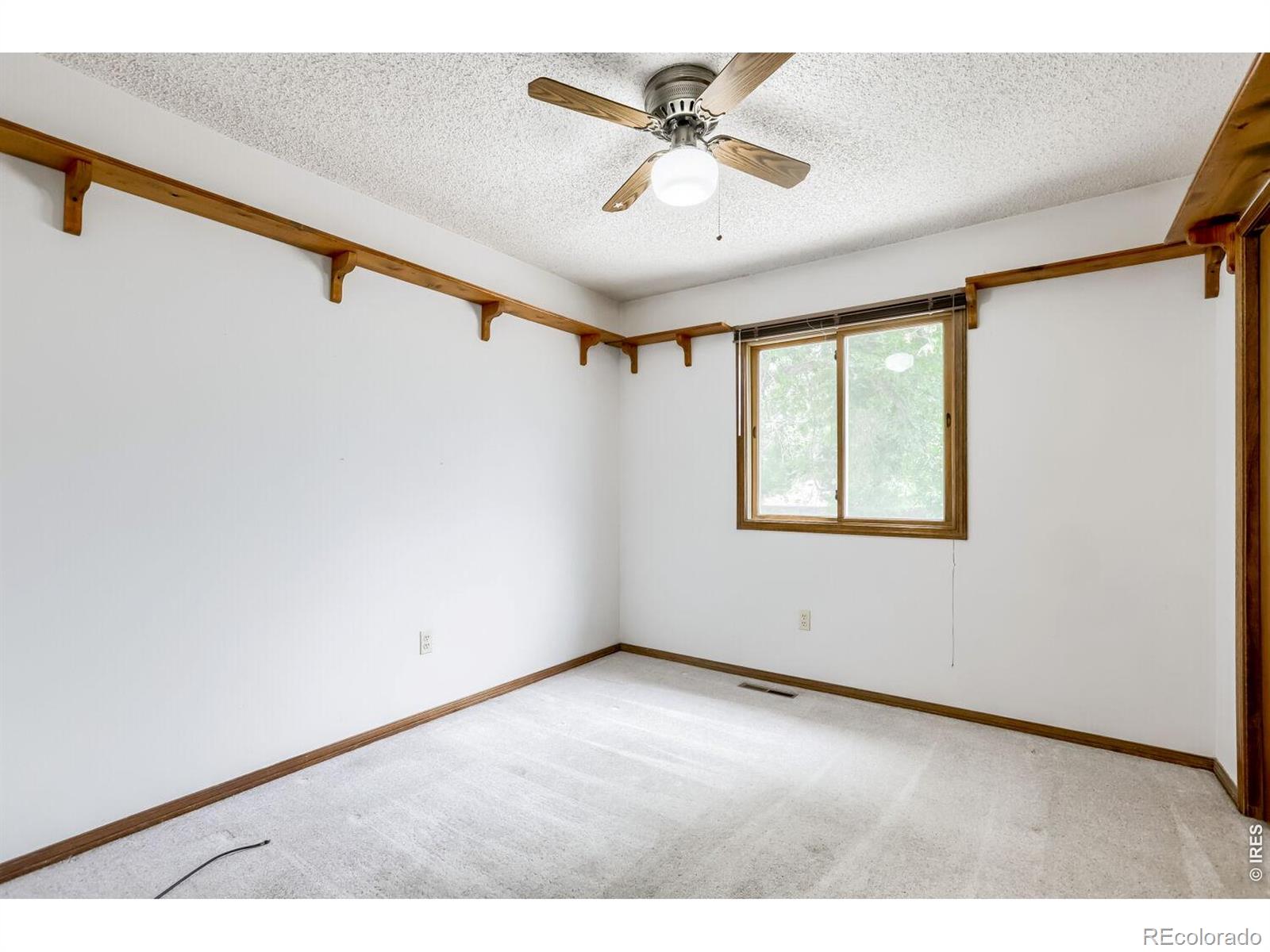 MLS Image #14 for 1621  hoffman drive,loveland, Colorado
