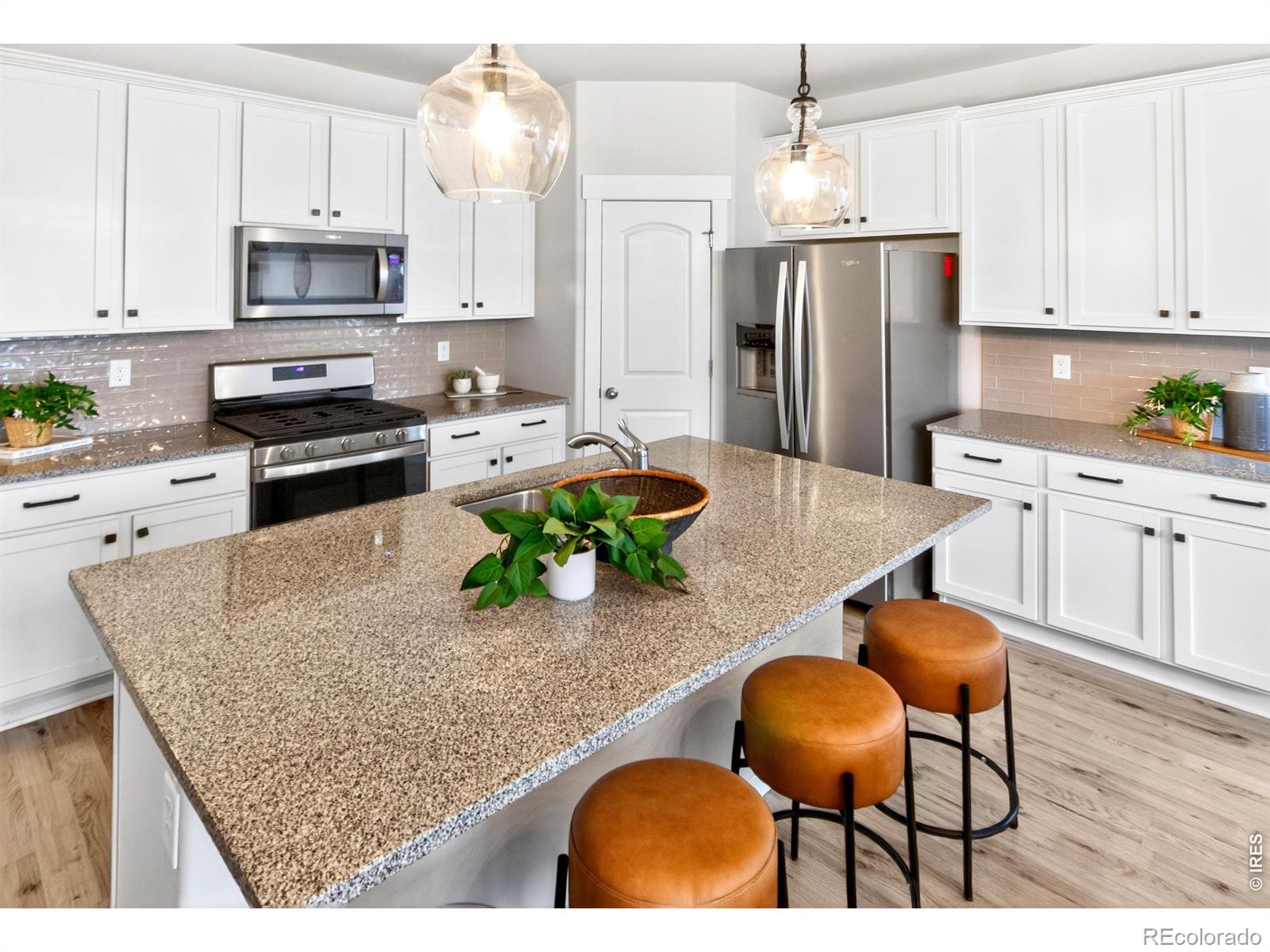 MLS Image #11 for 2104  gather court,windsor, Colorado