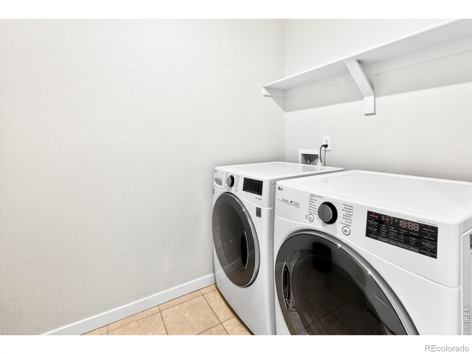 MLS Image #38 for 2104  gather court,windsor, Colorado
