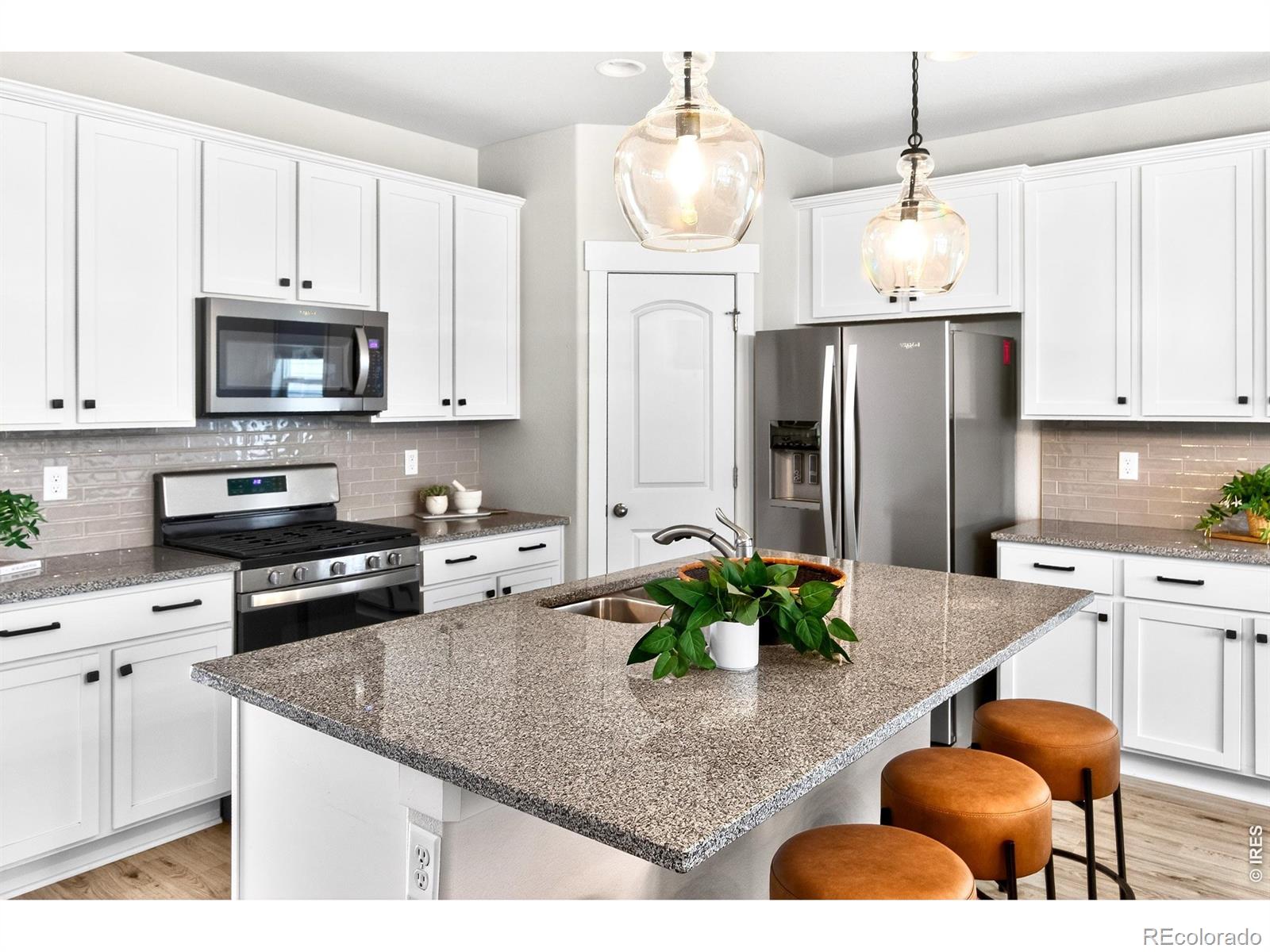 MLS Image #9 for 2104  gather court,windsor, Colorado