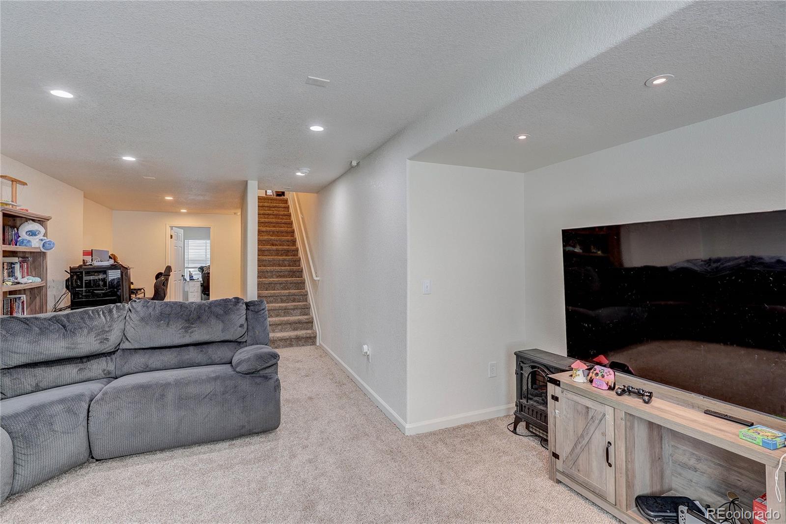 MLS Image #23 for 2367  basil street,strasburg, Colorado