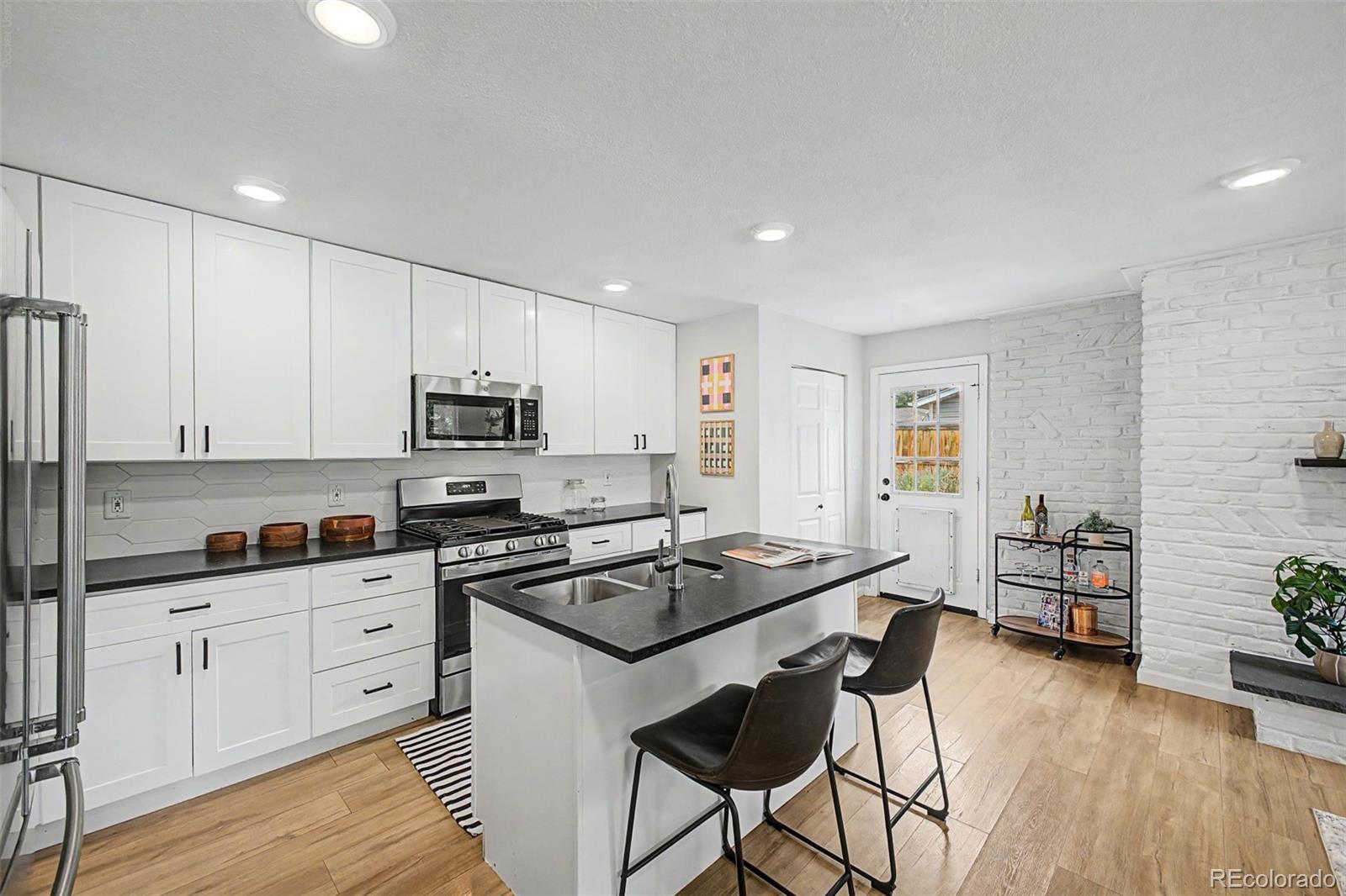 MLS Image #10 for 939  terry street,golden, Colorado