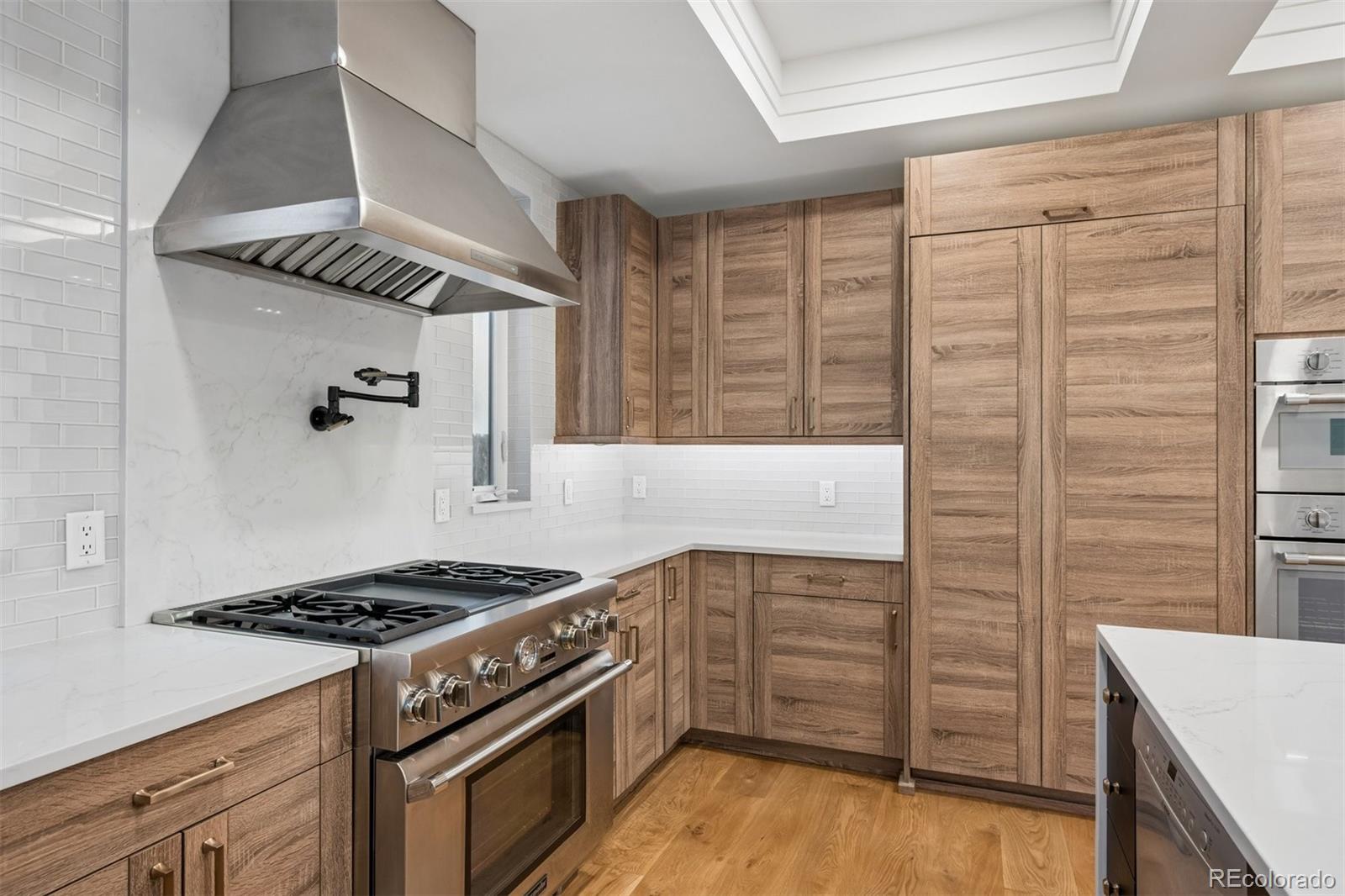 MLS Image #12 for 2227 n clarkson street,denver, Colorado