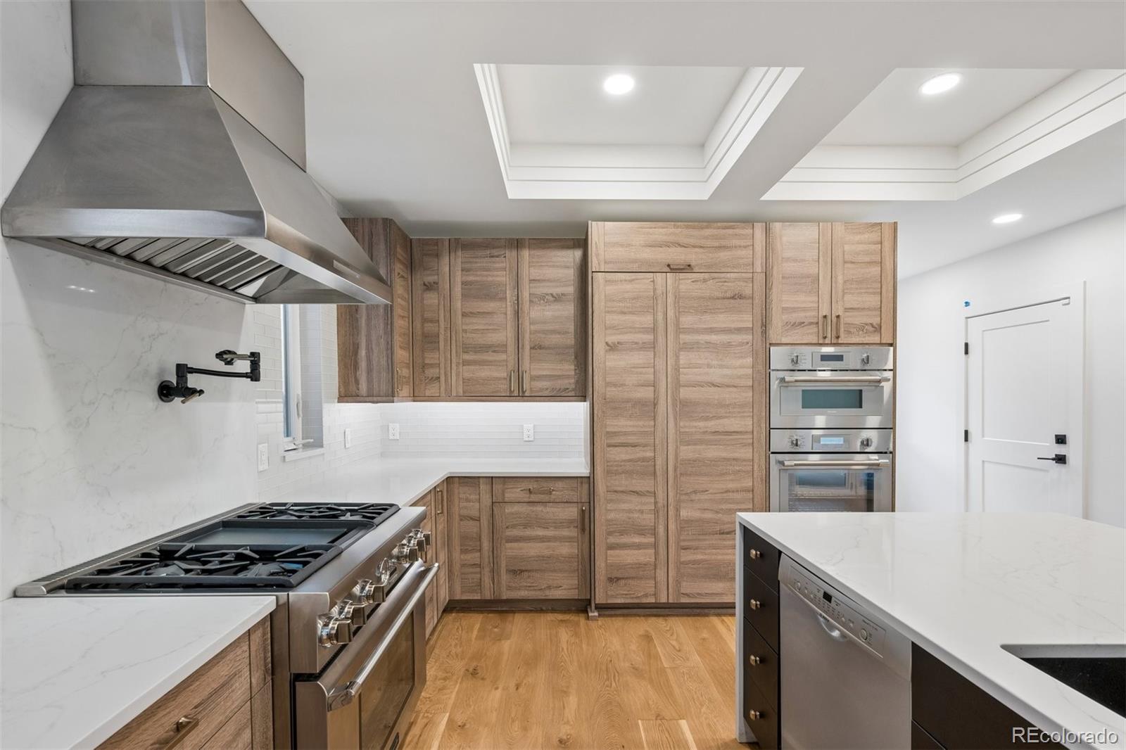 MLS Image #13 for 2227 n clarkson street,denver, Colorado