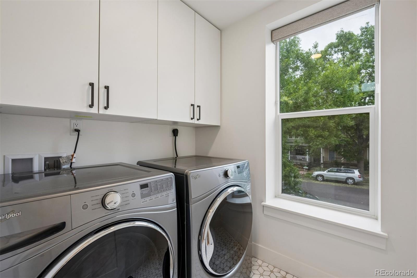 MLS Image #28 for 2227 n clarkson street,denver, Colorado