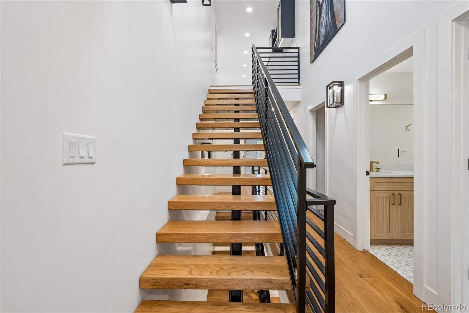 MLS Image #29 for 2227 n clarkson street,denver, Colorado