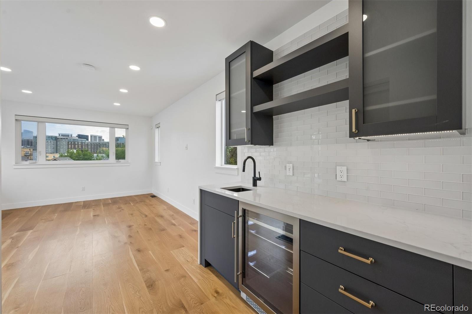 MLS Image #30 for 2227 n clarkson street,denver, Colorado