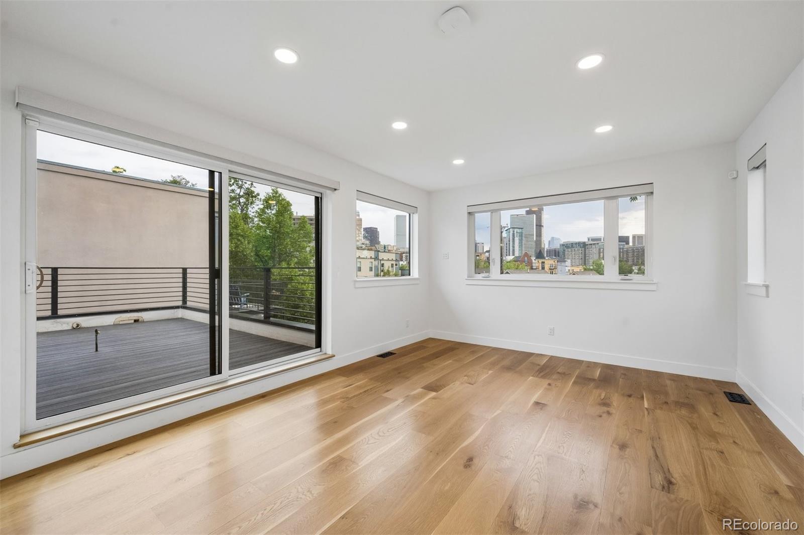 MLS Image #31 for 2227 n clarkson street,denver, Colorado