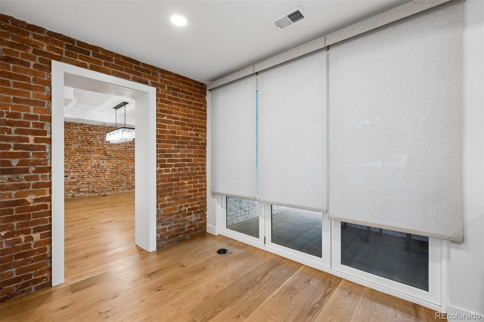 MLS Image #9 for 2227 n clarkson street,denver, Colorado