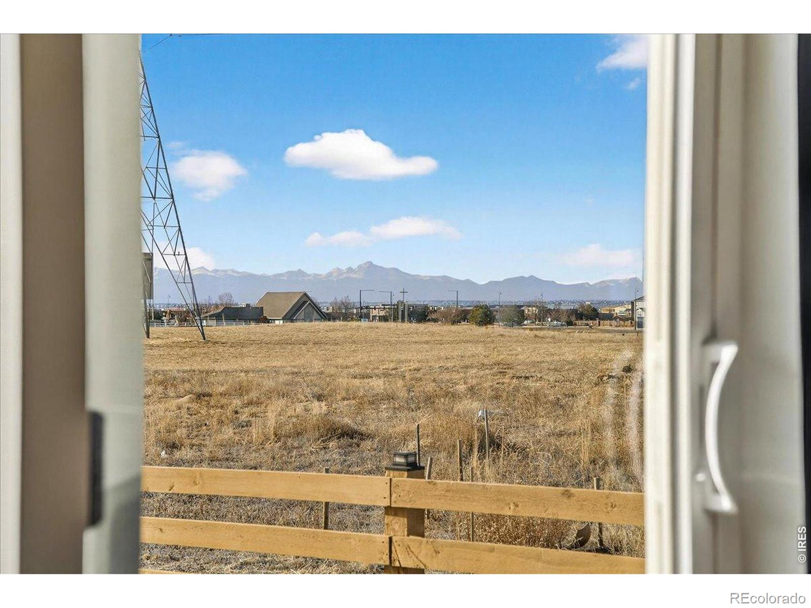 MLS Image #12 for 10271  tucson street,commerce city, Colorado