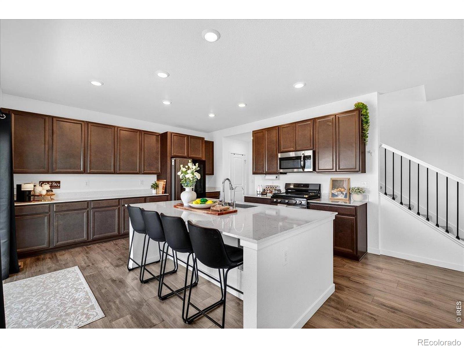 MLS Image #13 for 10271  tucson street,commerce city, Colorado