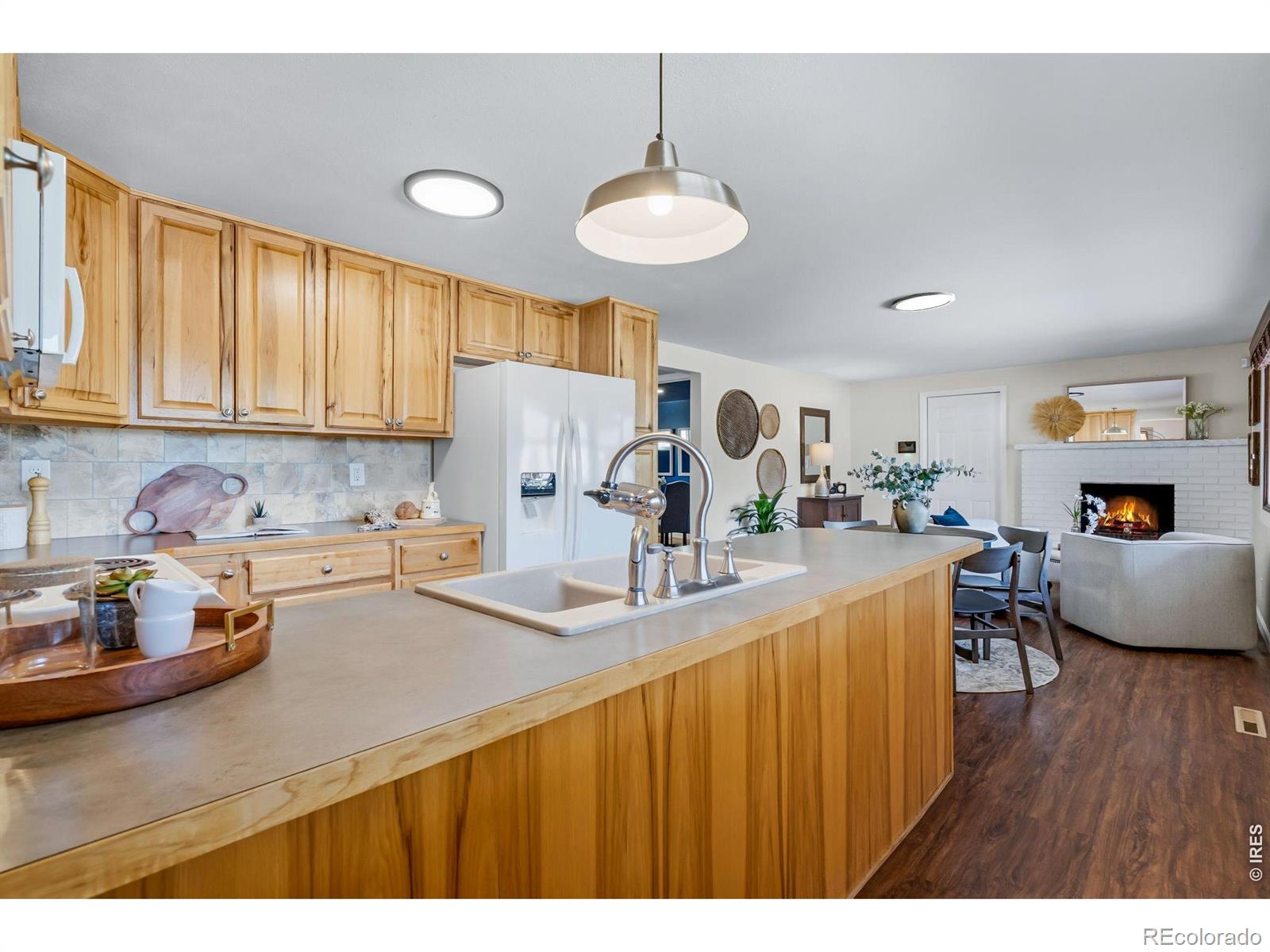 MLS Image #3 for 106 e 22nd street,loveland, Colorado
