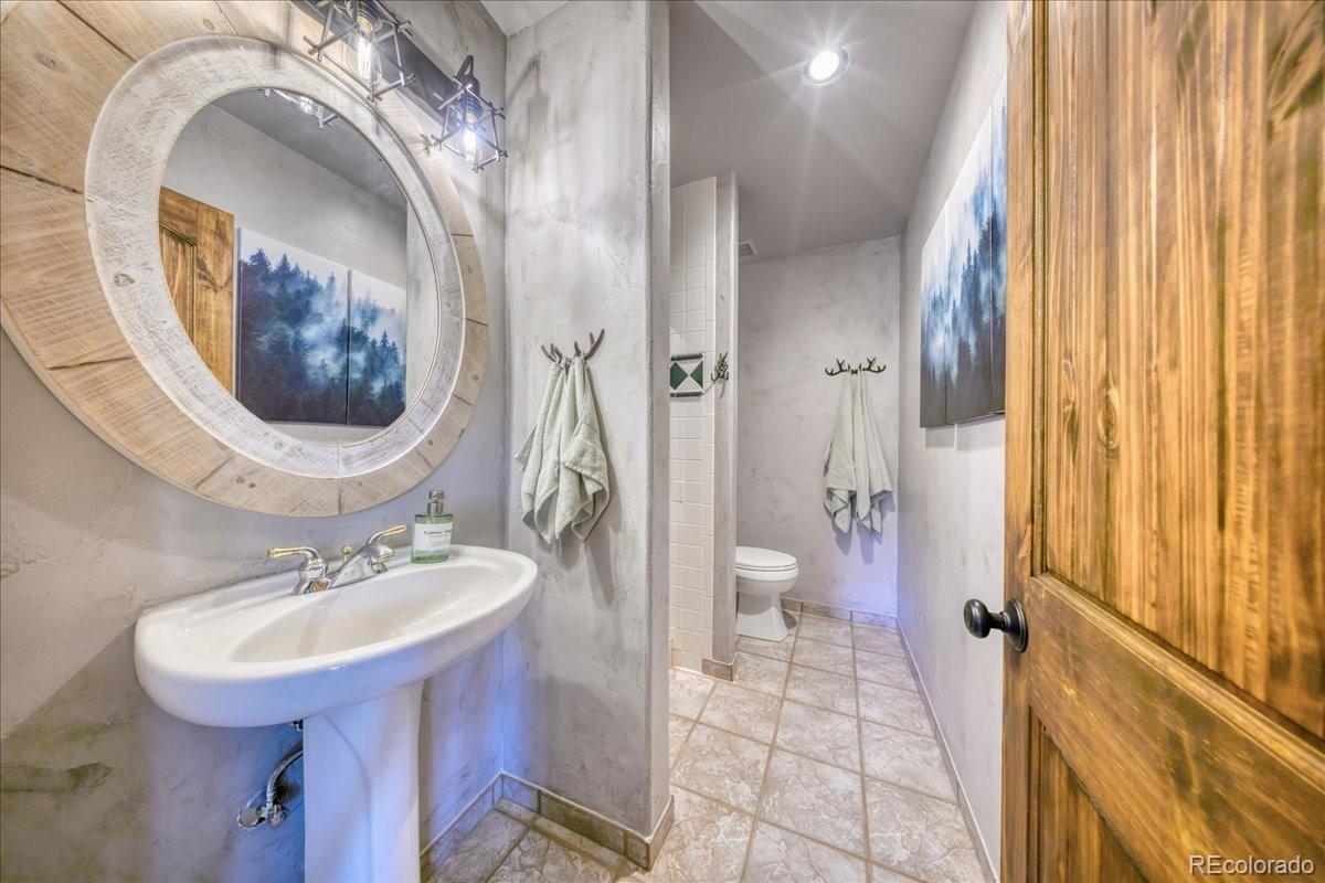 MLS Image #38 for 2112  sawmill gulch road,golden, Colorado