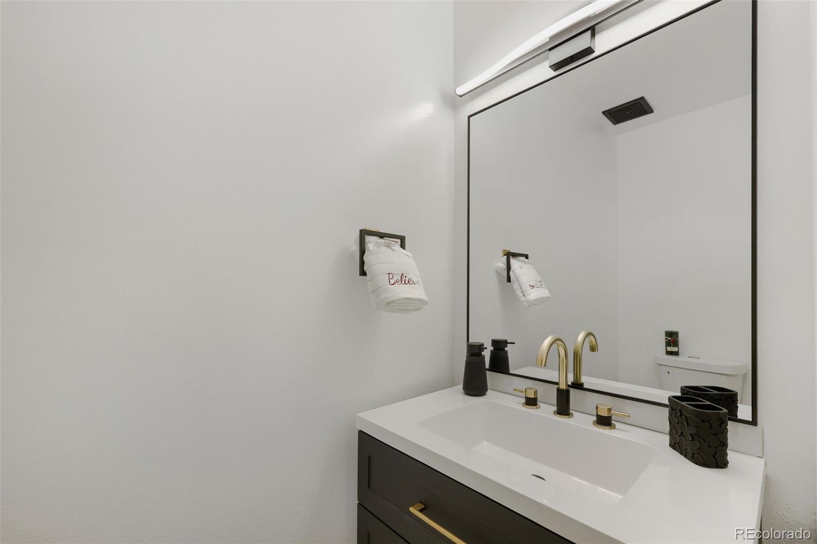 MLS Image #13 for 9047 e mansfield avenue,denver, Colorado
