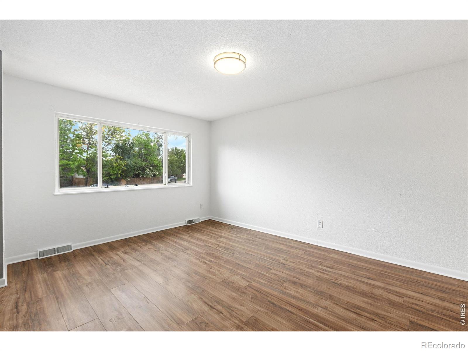 MLS Image #3 for 260  ley drive,la salle, Colorado