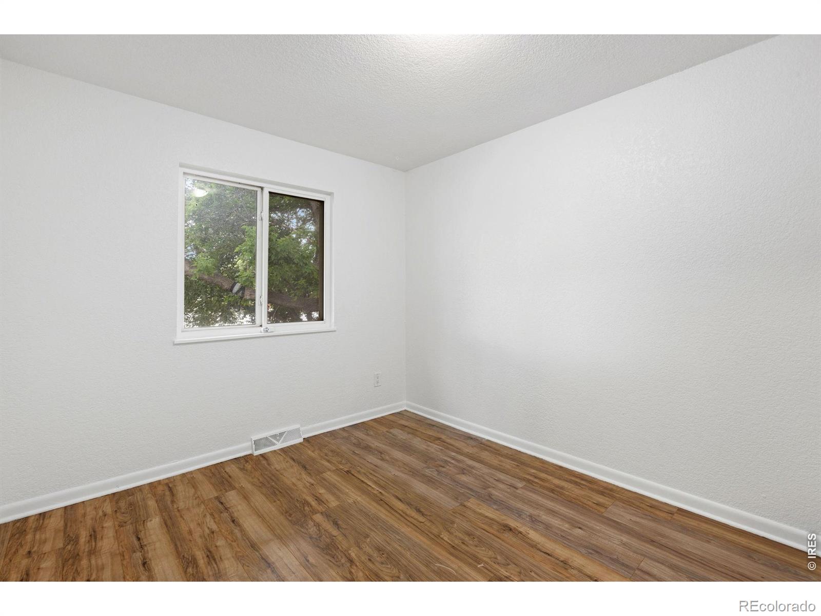 MLS Image #6 for 260  ley drive,la salle, Colorado