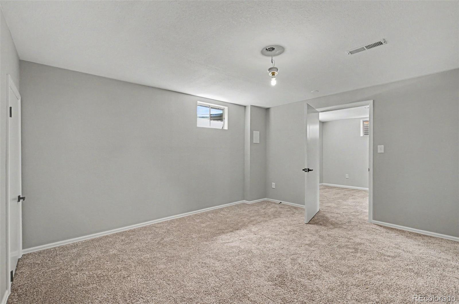 MLS Image #17 for 2977 s sheridan boulevard,denver, Colorado